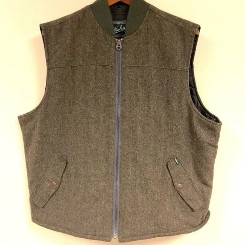 Woolrich bear claw wool zip up vest. Size XL